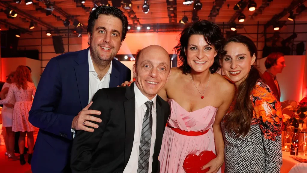 Eva von Mühlenfels – Biografie, Karriere, Bücher, Familie und Privatleben der Katzenhuhn-Autorin Eva von Mühlenfels