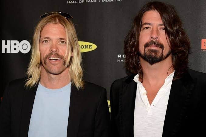 Taylor Hawkins Todesursache: Was wirklich bekannt ist taylor hawkins todesursache